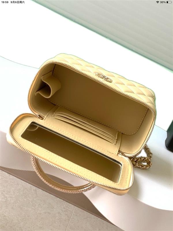 2026127215530540 600